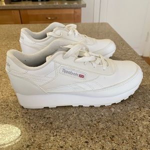 Reebok Sneakers